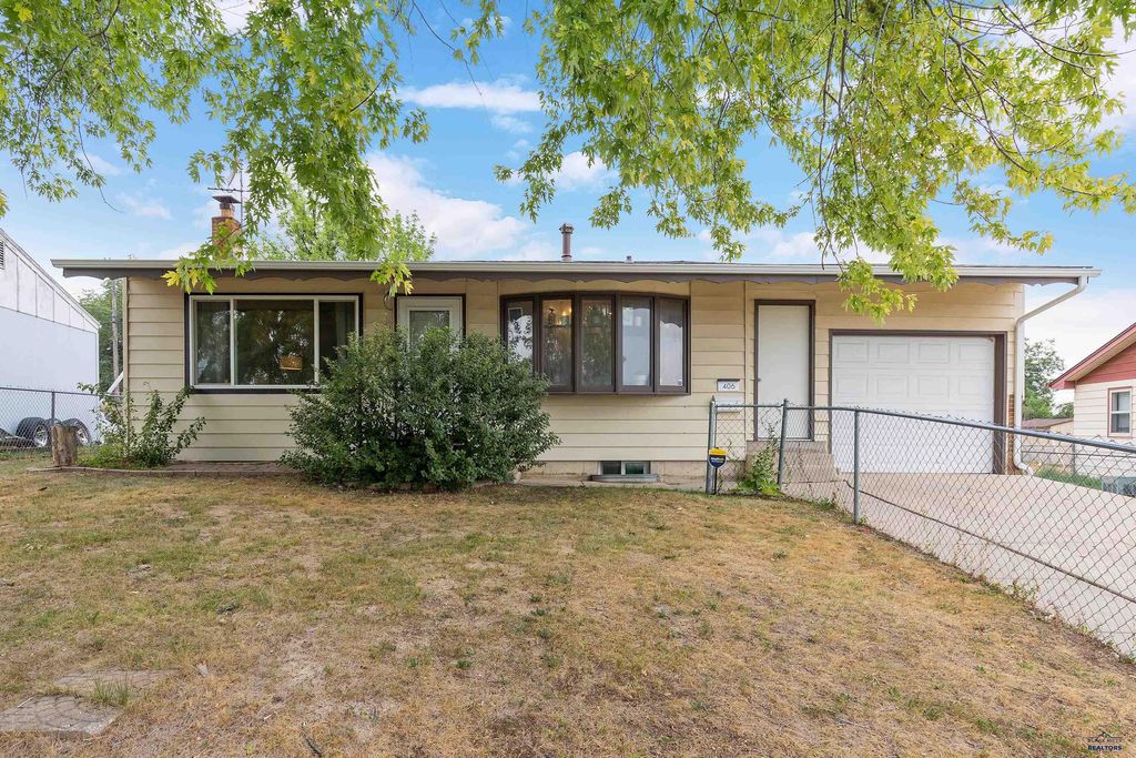 406 E WATERLOO, Rapid City, SD 57701