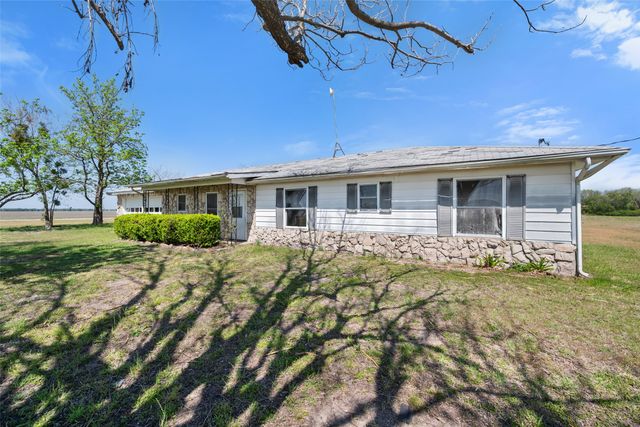 627 FM 633, Kerens, TX 75144