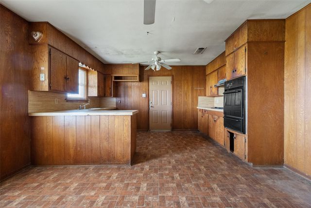 627 FM 633, Kerens, TX 75144