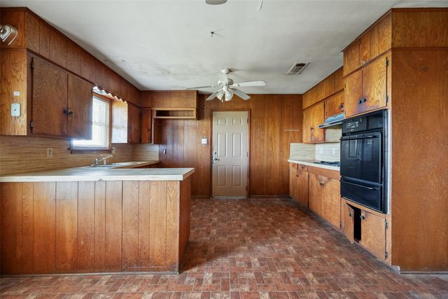 627 FM 633, Kerens, TX 75144