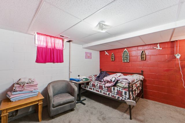2262 Easton Boulevard, Des Moines, IA 50317