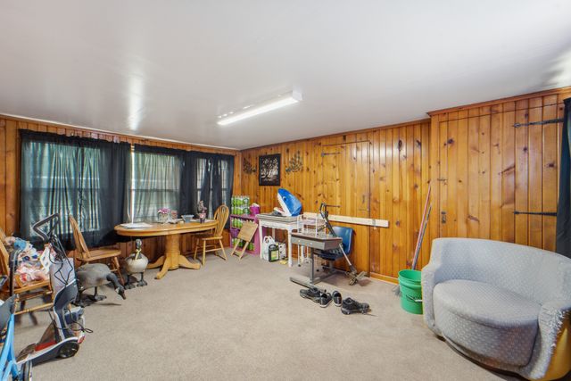 2262 Easton Boulevard, Des Moines, IA 50317