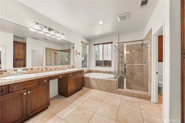 30411 LAMPLIGHTER Lane, Menifee, CA 92584