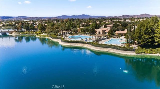 30411 LAMPLIGHTER Lane, Menifee, CA 92584