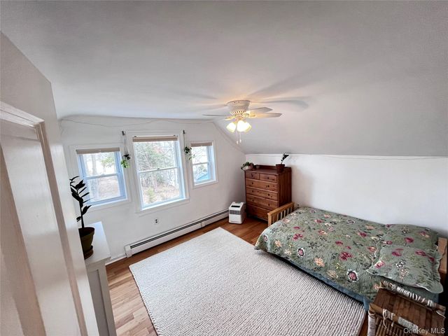 16 Yeoman Lane, Cornwall, NY 12518