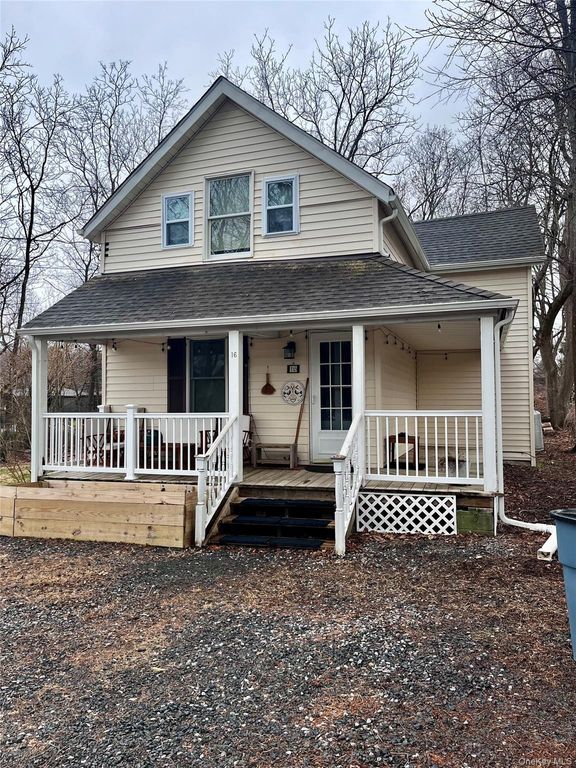 16 Yeoman Lane, Cornwall, NY 12518