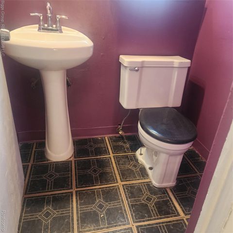 26695 E Outer Drive, Ecorse, MI 48229