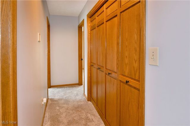 2486 Waynewood Drive NE, Fowler, OH 44418