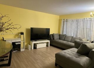 2301 NW 41st Ave 102, Lauderhill, FL 33313