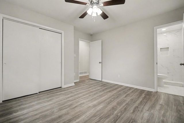 61 Overbrook SE Drive, Smyrna, GA 30082