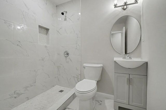 61 Overbrook SE Drive, Smyrna, GA 30082