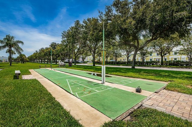 5215 COQUINA KEY DRIVE SE B, St Petersburg, FL 33705