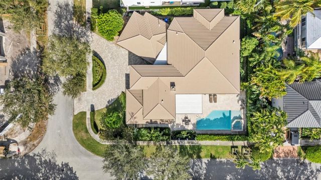 1036 SE 12th Way, Fort Lauderdale, FL 33316