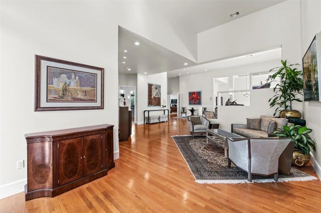 1036 SE 12th Way, Fort Lauderdale, FL 33316