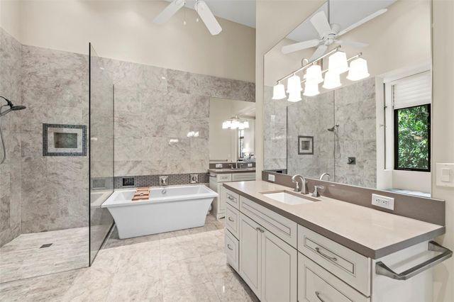 1036 SE 12th Way, Fort Lauderdale, FL 33316