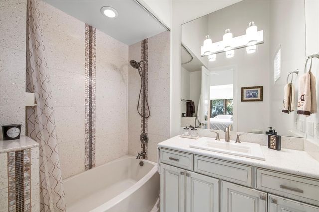 1036 SE 12th Way, Fort Lauderdale, FL 33316