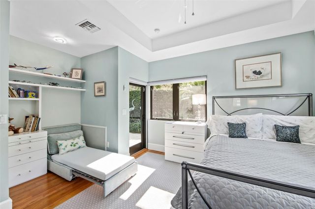 1036 SE 12th Way, Fort Lauderdale, FL 33316