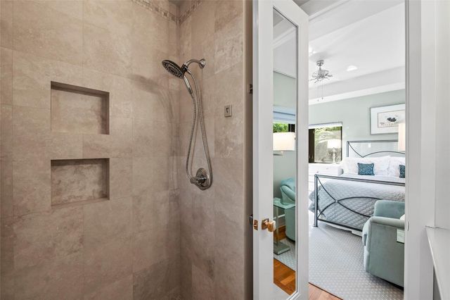 1036 SE 12th Way, Fort Lauderdale, FL 33316