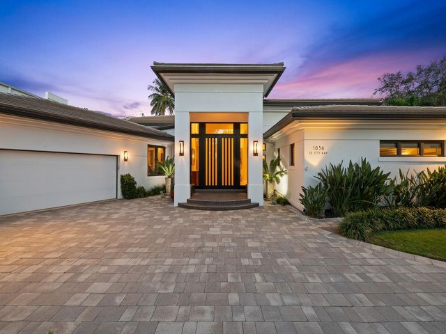 1036 SE 12th Way, Fort Lauderdale, FL 33316