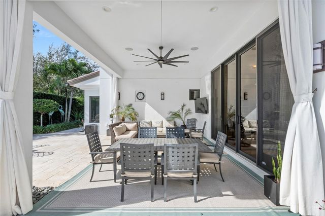 1036 SE 12th Way, Fort Lauderdale, FL 33316