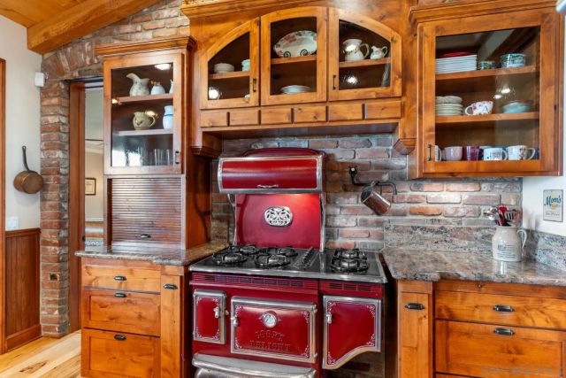 1609 Santa Margarita Drive, Fallbrook, CA 92028