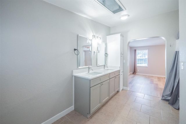 27925 N PELICAN ISLE DRIVE, Leesburg, FL 34748