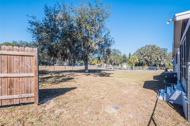 27925 N PELICAN ISLE DRIVE, Leesburg, FL 34748