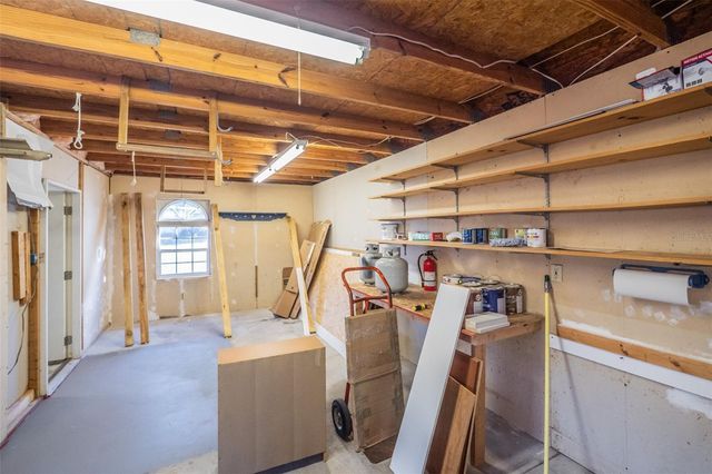 27925 N PELICAN ISLE DRIVE, Leesburg, FL 34748