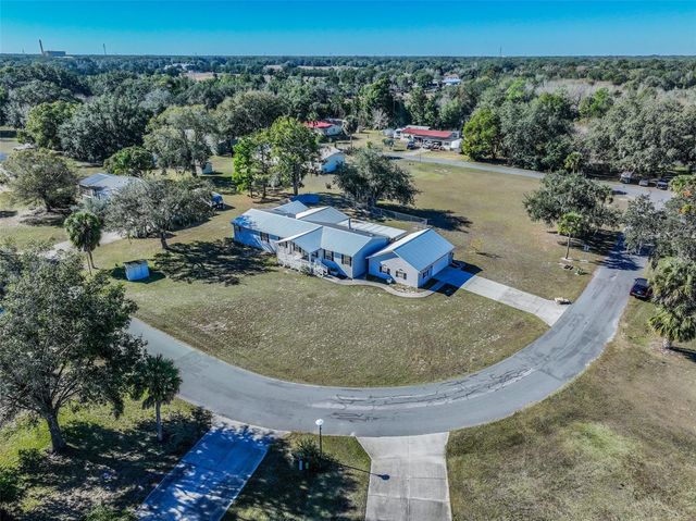 27925 N PELICAN ISLE DRIVE, Leesburg, FL 34748