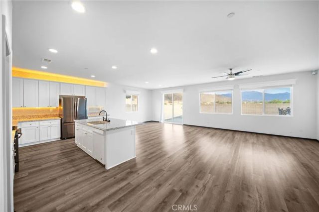 931 Bordeaux, San Jacinto, CA 92582