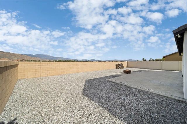 931 Bordeaux, San Jacinto, CA 92582