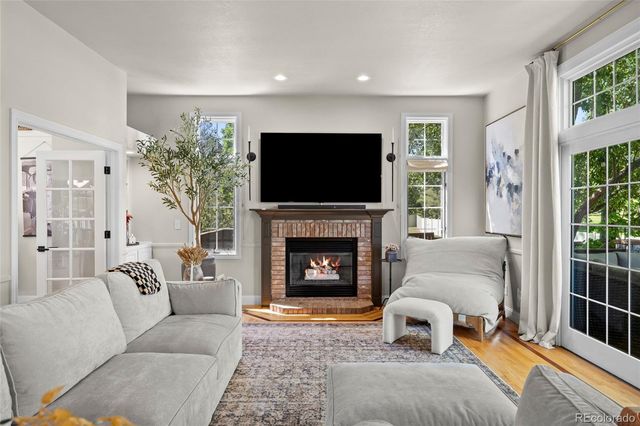 983 Logan Court, Loveland, CO 80538