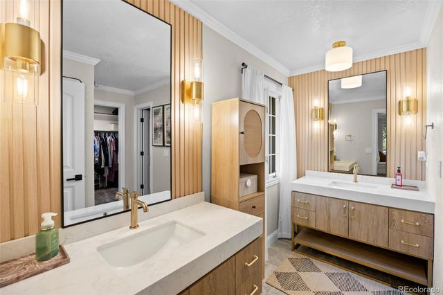983 Logan Court, Loveland, CO 80538