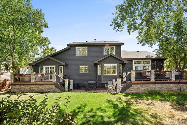 983 Logan Court, Loveland, CO 80538