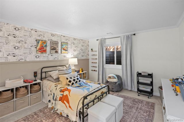 983 Logan Court, Loveland, CO 80538