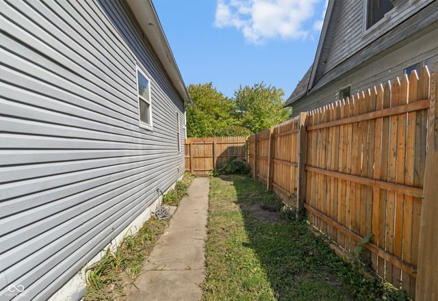 1529 W 26th Street, Indianapolis, IN 46208