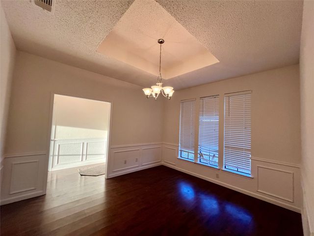 5106 Red River Drive, Arlington, TX 76017