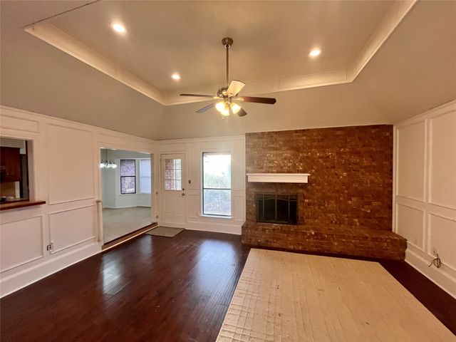 5106 Red River Drive, Arlington, TX 76017