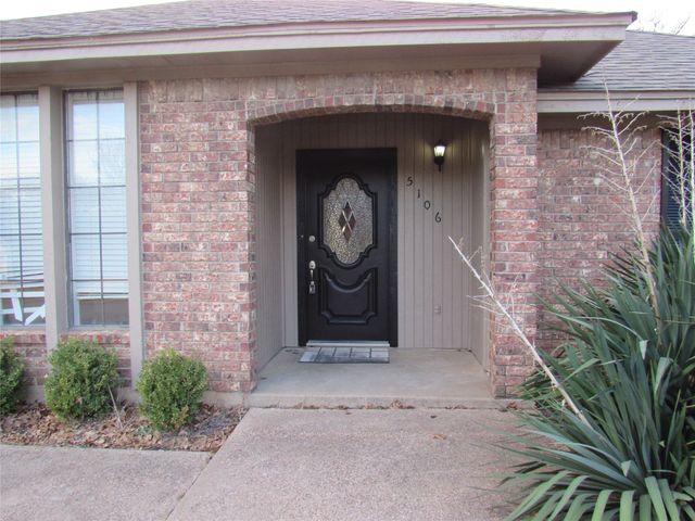 5106 Red River Drive, Arlington, TX 76017