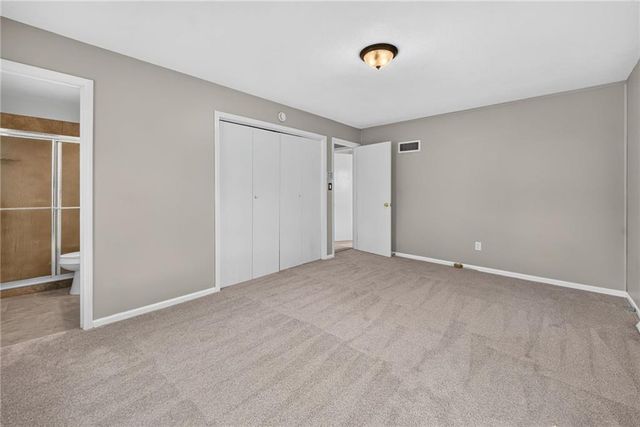12800 Ewing Avenue, Grandview, MO 64030