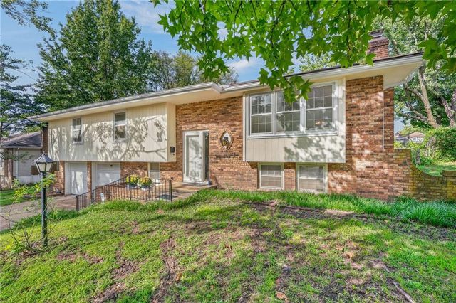 12800 Ewing Avenue, Grandview, MO 64030