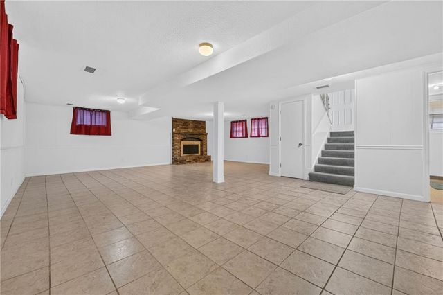 12800 Ewing Avenue, Grandview, MO 64030