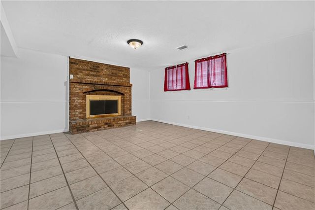 12800 Ewing Avenue, Grandview, MO 64030