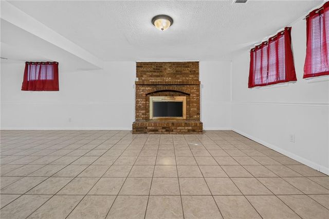 12800 Ewing Avenue, Grandview, MO 64030