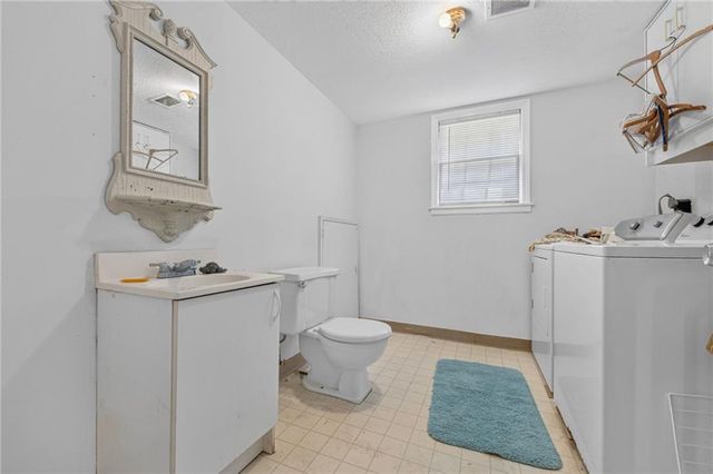 12800 Ewing Avenue, Grandview, MO 64030