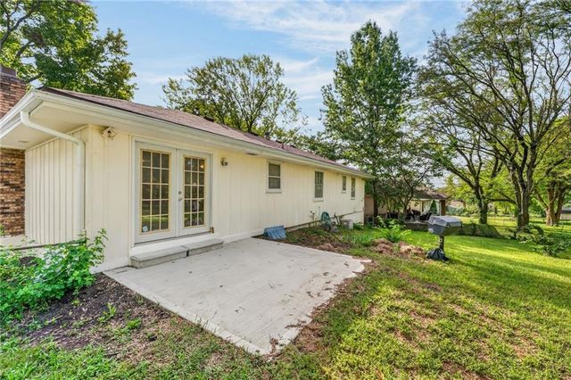 12800 Ewing Avenue, Grandview, MO 64030