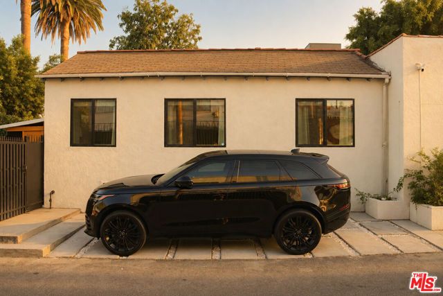 645 N Vista Street, Los Angeles, CA 90036