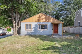 2421 39th Street, Des Moines, IA 50310
