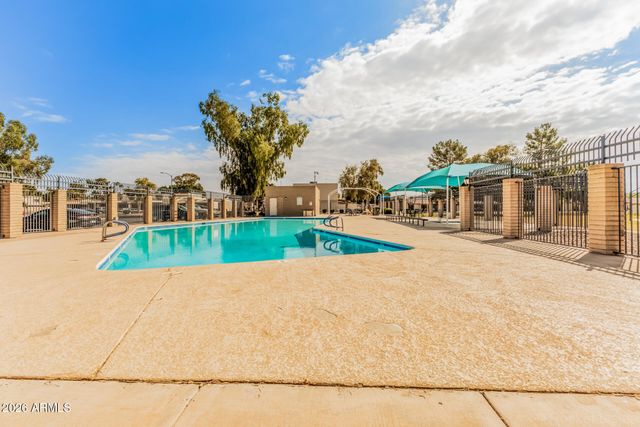 2511 W WILLOW Avenue, Phoenix, AZ 85029