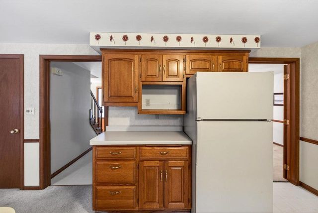 2516 BITTERSWEET AVENUE, Green Bay, WI 54301